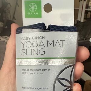 GAIAM Yoga Mat Sling in Teal and Black